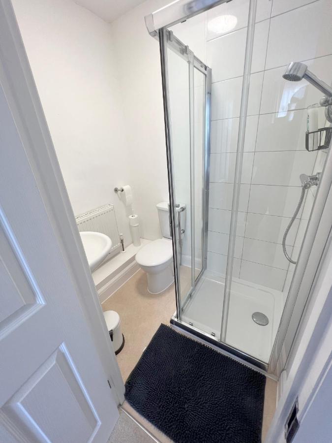 1 Ashford Road Guesthouse Redhill  Dış mekan fotoğraf