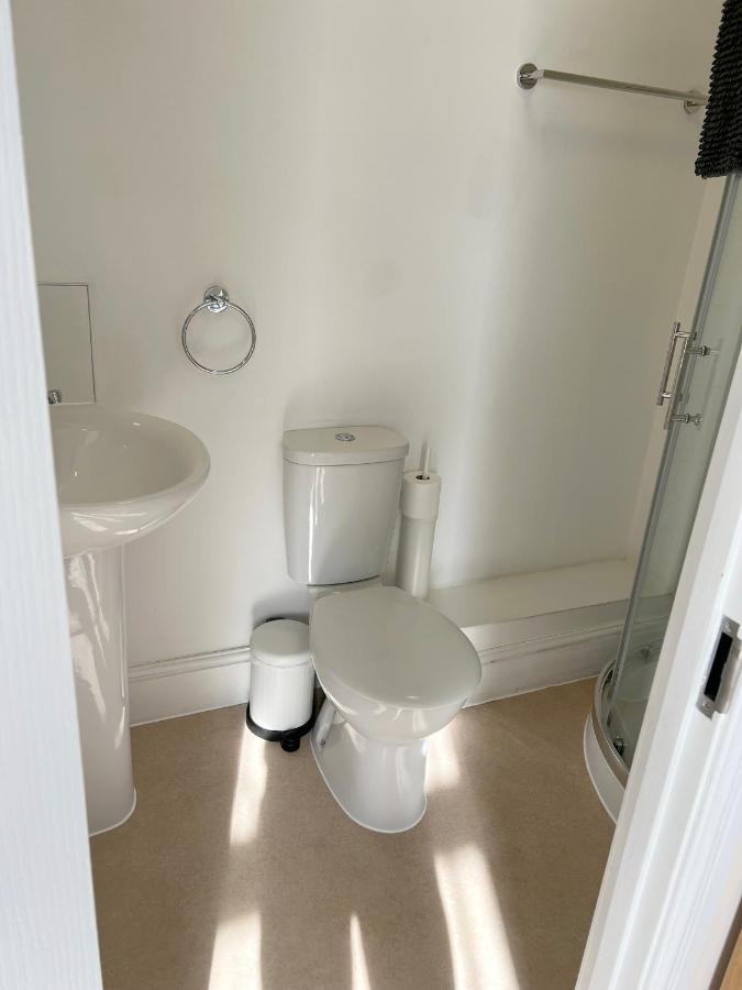 1 Ashford Road Guesthouse Redhill  Dış mekan fotoğraf