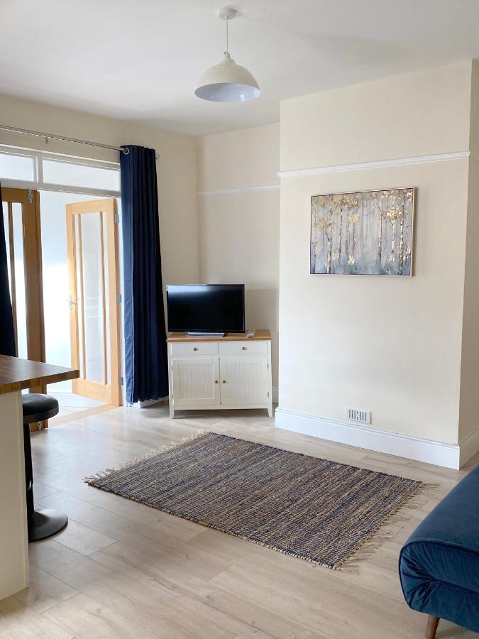 1 Ashford Road Guesthouse Redhill  Dış mekan fotoğraf
