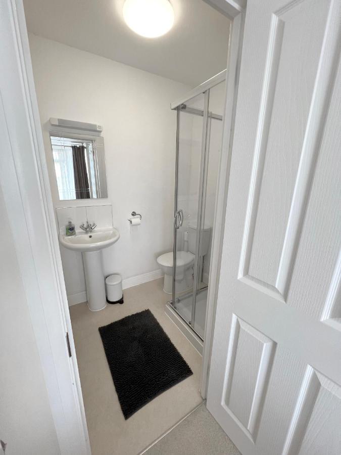 1 Ashford Road Guesthouse Redhill  Dış mekan fotoğraf
