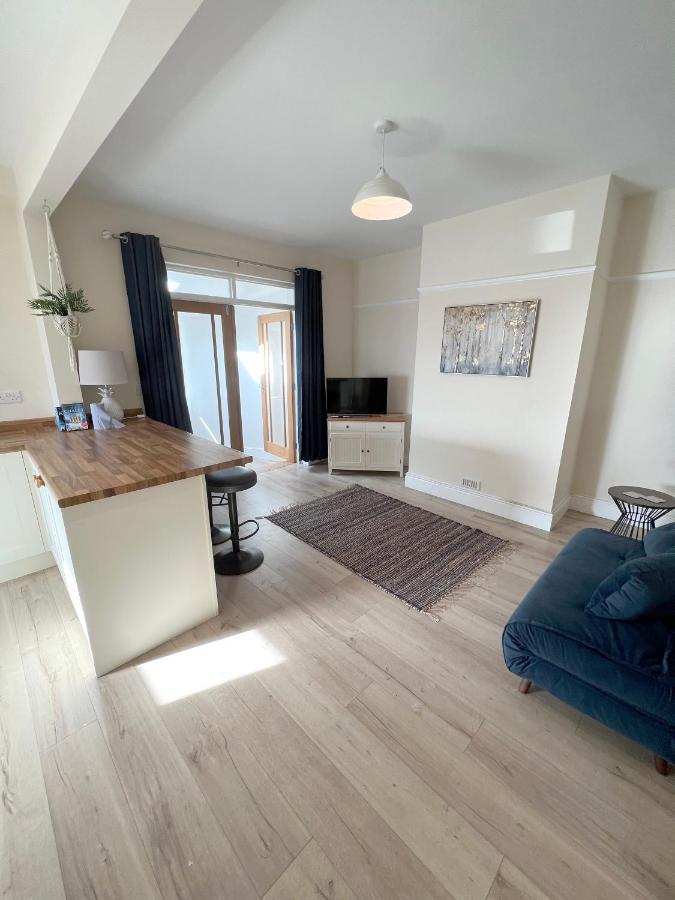 1 Ashford Road Guesthouse Redhill  Dış mekan fotoğraf