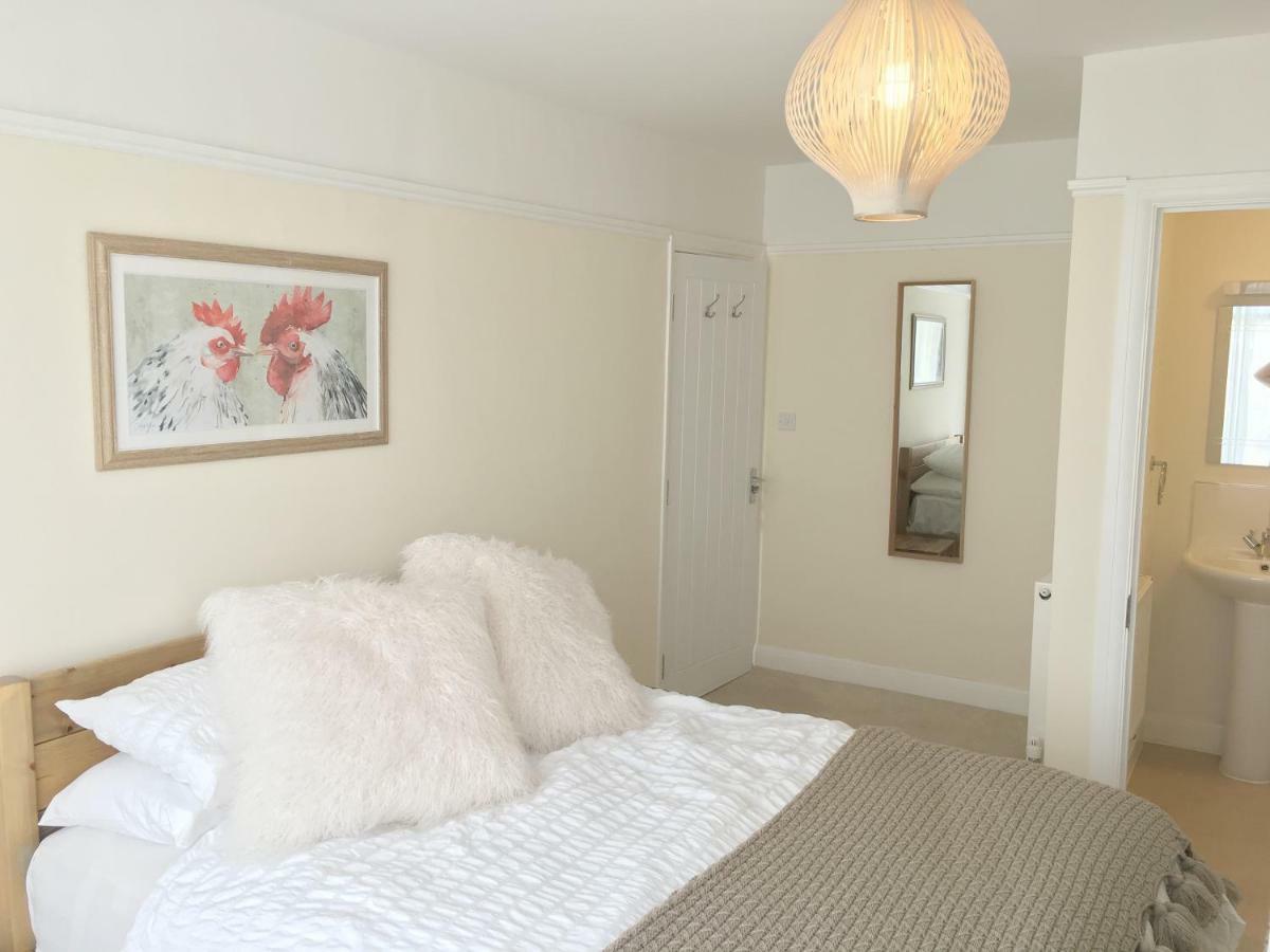 1 Ashford Road Guesthouse Redhill  Dış mekan fotoğraf