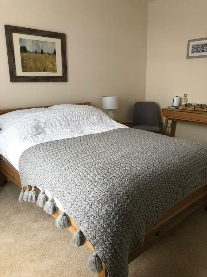 1 Ashford Road Guesthouse Redhill  Dış mekan fotoğraf